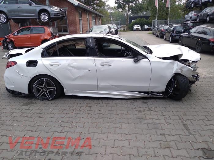 Mercedes C C-200 1.5 EQ Boost 4-Matic Sloopvoertuig (2024, Wit)