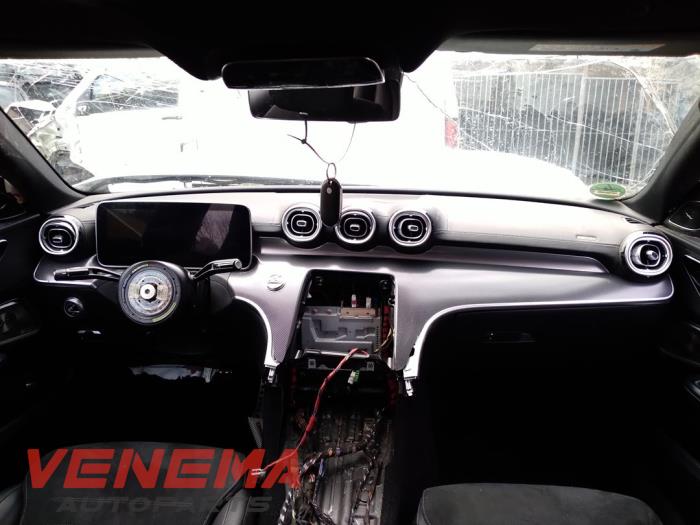 Mercedes C C-200 1.5 EQ Boost 4-Matic Sloopvoertuig (2024, Wit)