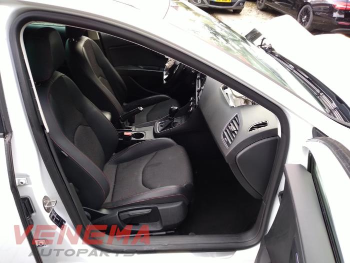 Seat Leon ST 2.0 TDI FR 16V Sloopvoertuig (2017, Wit)