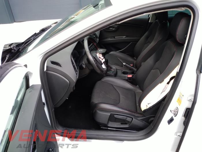 Seat Leon ST 2.0 TDI FR 16V Sloopvoertuig (2017, Wit)