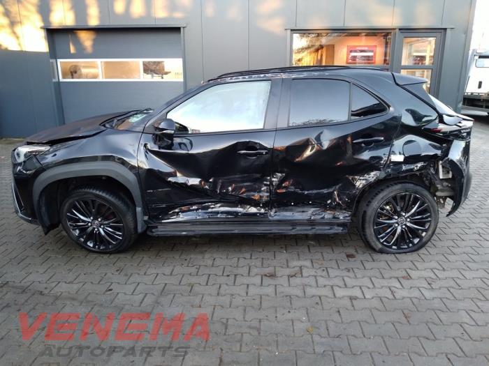 Toyota Yaris Cross 1.5 12V Hybrid 115 Skrotfordon (2023)