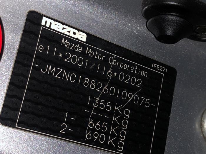 Mazda MX-5 1.8i 16V Schadevoertuig (2006, Grijs)