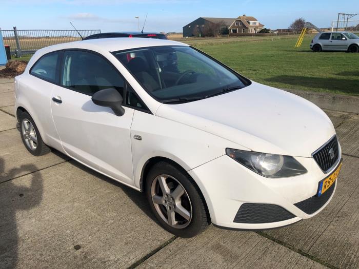Seat Ibiza IV SC 1.2 12V Skrotfordon (2009, WIT)