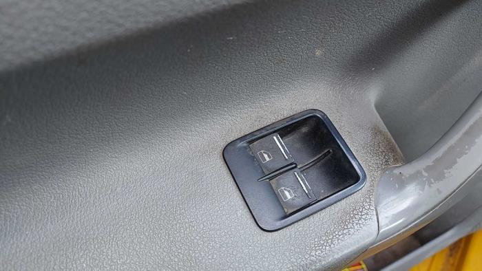 Volkswagen Caddy III 2.0 SDI Sloopvoertuig (2006, Geel)