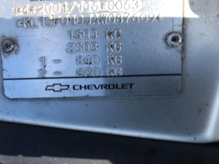 Chevrolet Aveo 1.2 16V Skrotfordon (2011, GRIJS)