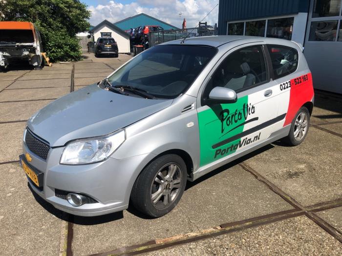 Chevrolet Aveo 1.2 16V Skrotfordon (2011, GRIJS)