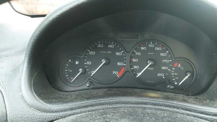 Peugeot 206 1.4 XR,XS,XT,Gentry Skrotfordon (2007, ZWART)