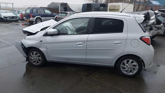 Mitsubishi Space Star 1.2 12V Skrotfordon (2024, WIT)