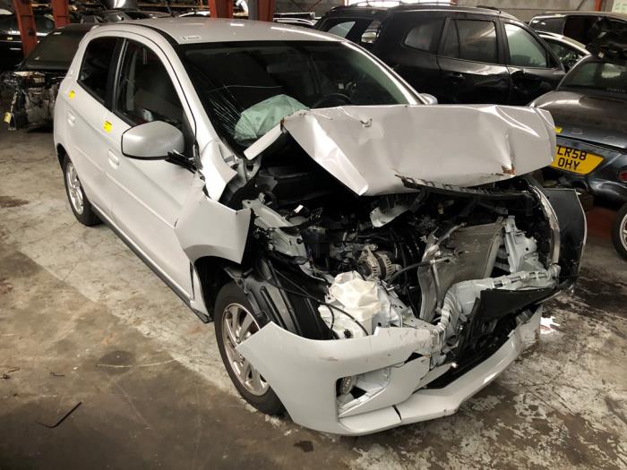 Mitsubishi Space Star 1.2 12V Skrotfordon (2024, WIT)