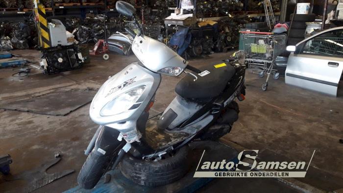 Sym Jet Scooter (Skrotfordon, 2008, NIET VAN TOEPASSING)