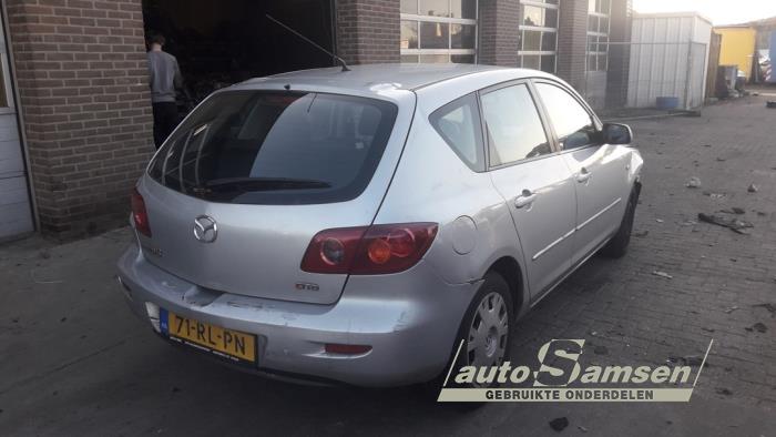Mazda 3 Sport 1.6 CiTD 16V Skrotfordon (2005, GRIJS)