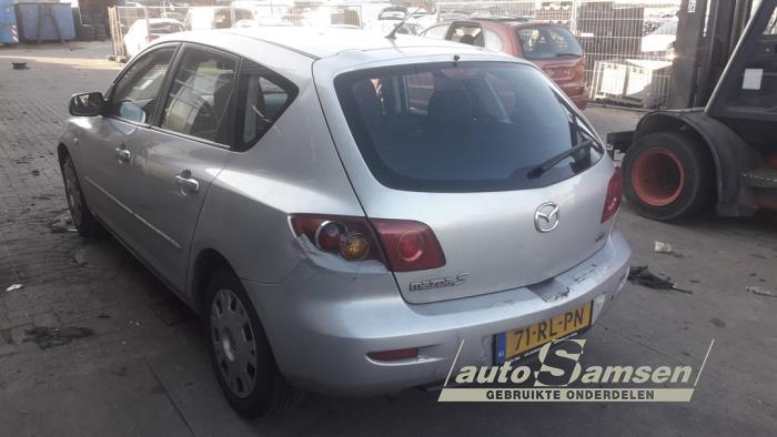 Mazda 3 Sport 1.6 CiTD 16V Skrotfordon (2005, GRIJS)