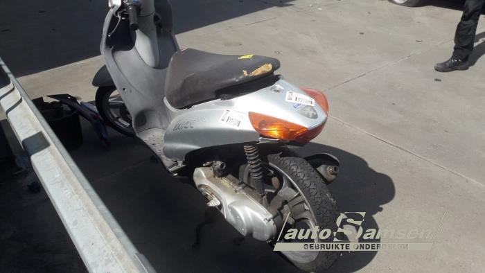 Peugeot Sloopvoertuig (2005, Graniet)