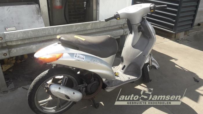 Peugeot Sloopvoertuig (2005, Graniet)