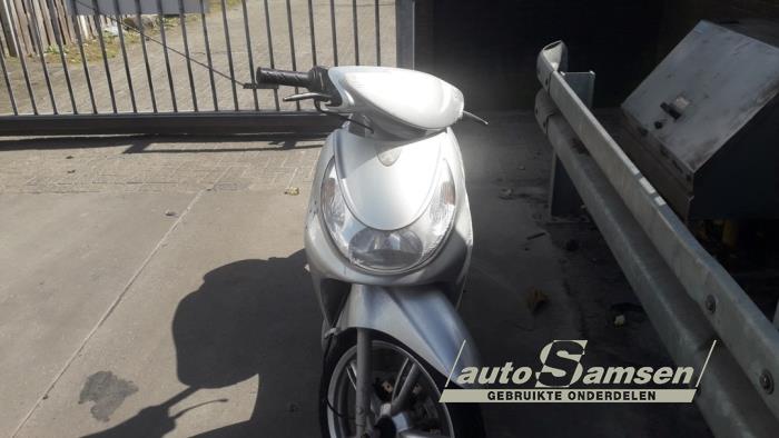 Peugeot Sloopvoertuig (2005, Graniet)