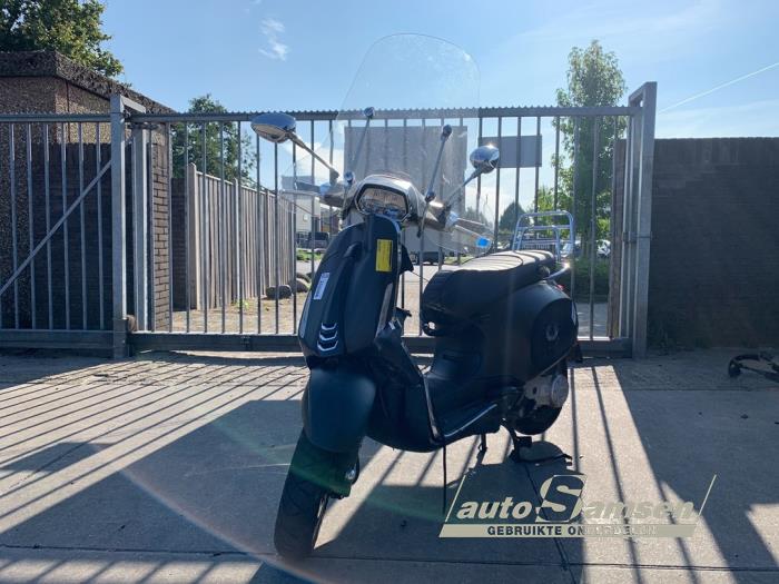 Vespa S Scooter (Sloopvoertuig, 2019, Graniet)