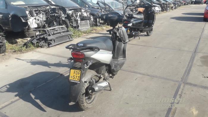 Piaggio Sloopvoertuig (2016)