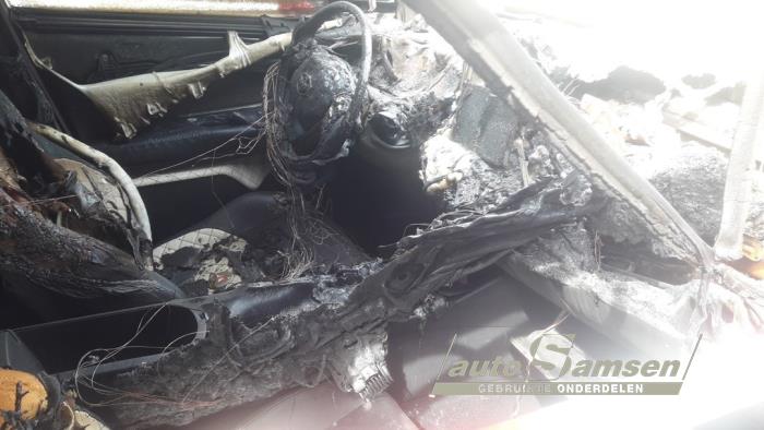 Toyota C-HR 1.8 16V Hybrid Sloopvoertuig (2018, Zwart)