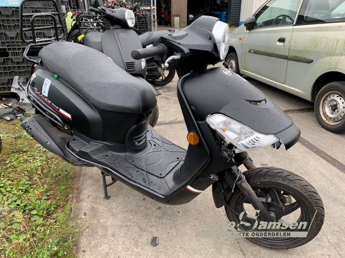 Sym Fiddle Scooter (Sloopvoertuig, 2022)