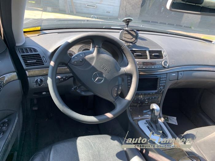 Mercedes E Combi 3.2 E-320 CDI 24V Sloopvoertuig (2005, Zwart)