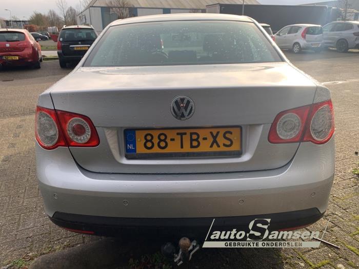 Volkswagen Jetta III 2.0 16V FSI Schadevoertuig (2006, Grijs)