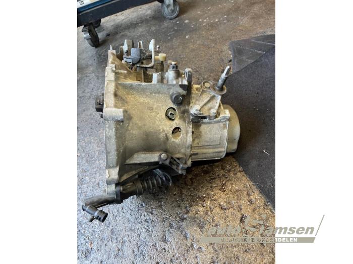 Citroen C4 Berline 1.6 16V VTi Sloopvoertuig (2011, Grijs)