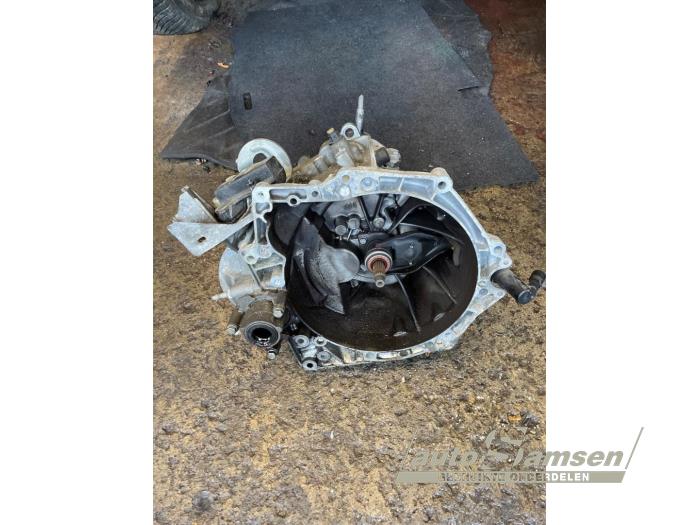 Citroen C4 Berline 1.6 16V VTi Sloopvoertuig (2011, Grijs)