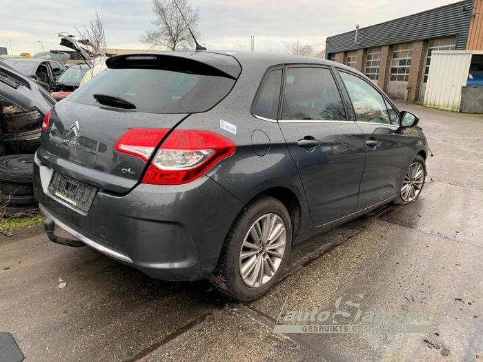 Citroen C4 Berline 1.6 16V VTi Sloopvoertuig (2011, Grijs)