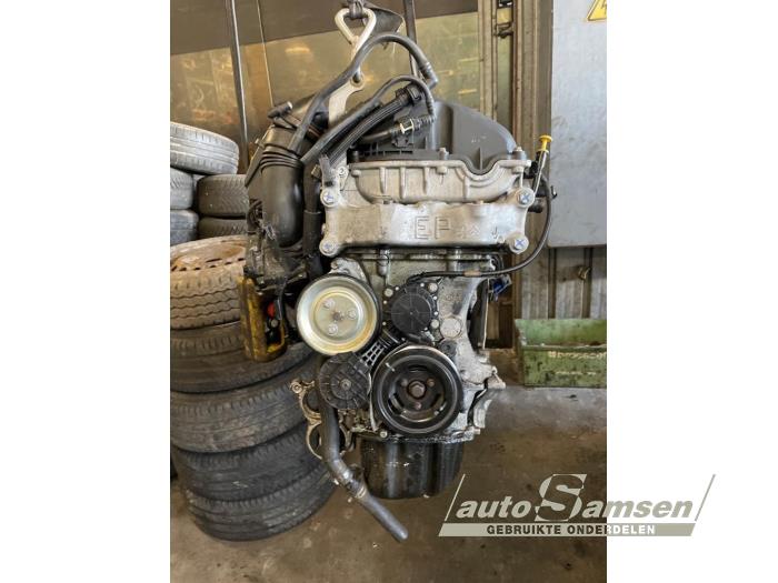 Citroen C4 Berline 1.6 16V VTi Sloopvoertuig (2011, Grijs)