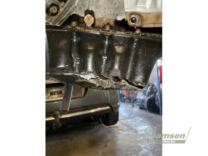 Citroen C4 Berline 1.6 16V VTi Sloopvoertuig (2011, Grijs)