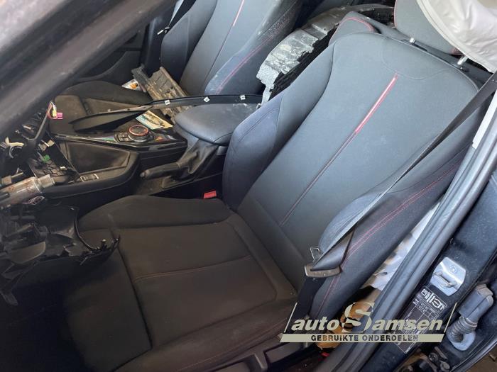 BMW 1 serie 116d 1.6 16V Efficient Dynamics Skrotfordon (2015, ZWART)