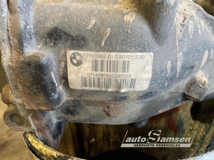 BMW 1 serie 116d 1.6 16V Efficient Dynamics Skrotfordon (2015, ZWART)