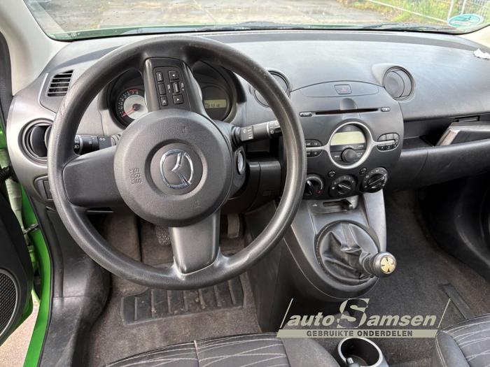 Mazda 2 1.3 16V S-VT Schadevoertuig (2008, Groen)