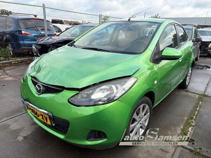 Mazda 2 1.3 16V S-VT Schadevoertuig (2008, Groen)