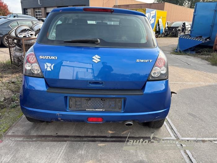 Suzuki Swift 1.3 VVT 16V Sloopvoertuig (2006, Blauw)