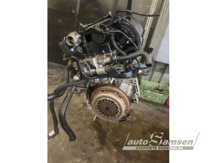 Citroen C3 1.2 VTi 82 12V Skrotfordon (2015, ROOD)