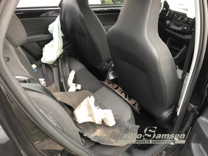 Volkswagen Up! 1.0 12V 60 Sloopvoertuig (2013, Zwart)