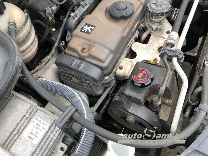 Peugeot 206 SW 1.4 Skrotfordon (2002, GRIJS)