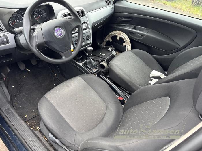 Fiat Grande Punto 1.2 Sloopvoertuig (2009, Blauw)