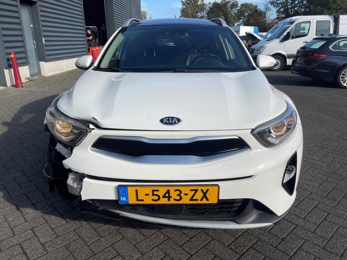 Kia Stonic 1.0i T-GDi 12V Skadat fordon (2018, WIT)
