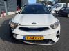 Kia Stonic 1.0i T-GDi 12V Skadat fordon (2018, WIT)