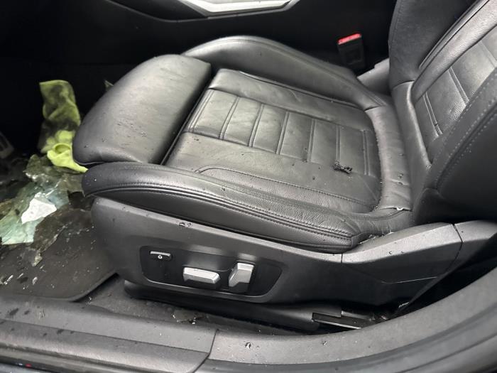 BMW 3-Serie Sloopvoertuig (2019, Zwart)