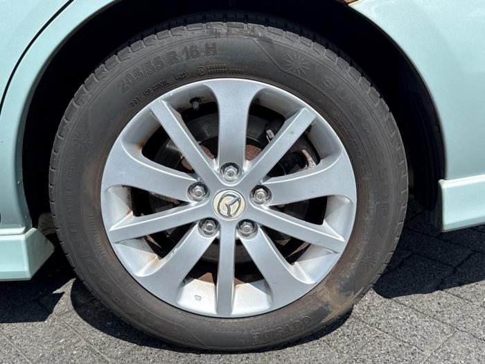 Mazda 5 1.8i 16V Schadevoertuig (2005, Grijs)