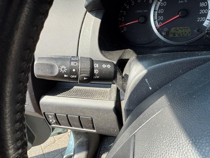 Mazda 5 1.8i 16V Schadevoertuig (2005, Grijs)