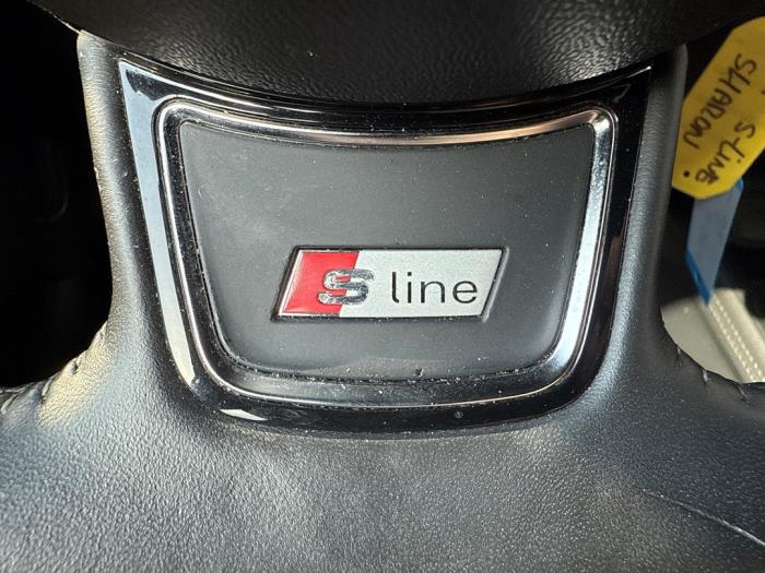 Audi A1 Sportback 1.2 TFSI Skadat fordon (2012, ROOD)