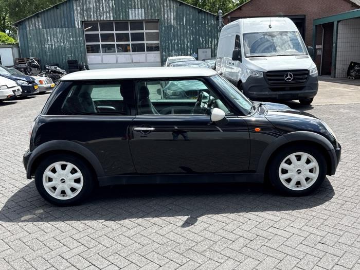 Mini Mini Schadevoertuig (2002, Zwart)