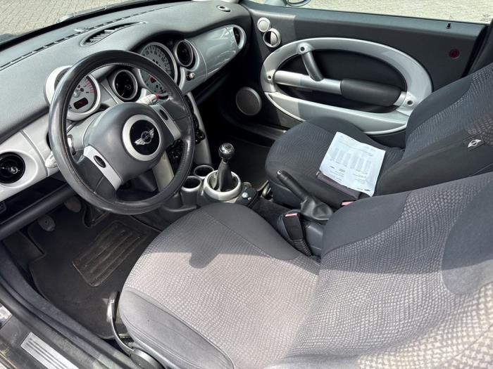 Mini Mini Schadevoertuig (2002, Zwart)