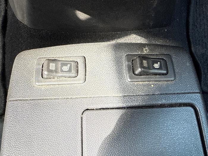 Mazda 5 2.0i 16V Schadevoertuig (2009, Zwart)