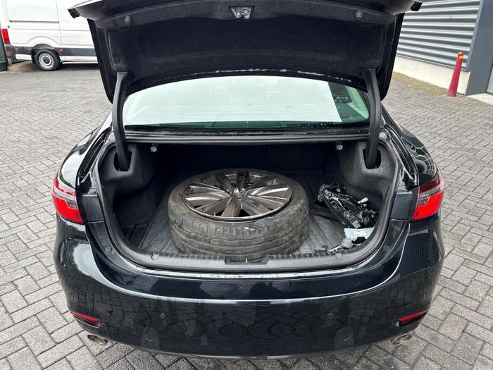 Mazda 6 2.0 SkyActiv-G 165 16V Schadevoertuig (2022, Zwart)