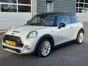 Mini Mini 2.0 16V Cooper S  (Schade)